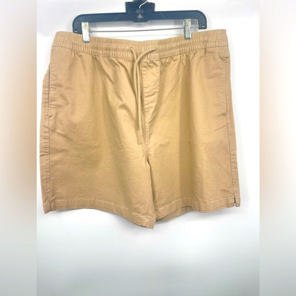 Forever 21 men's tan sweat shorts‎ size 2Xl with draw string